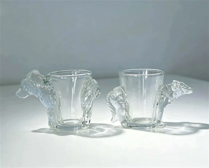 Animal shaped shot glass